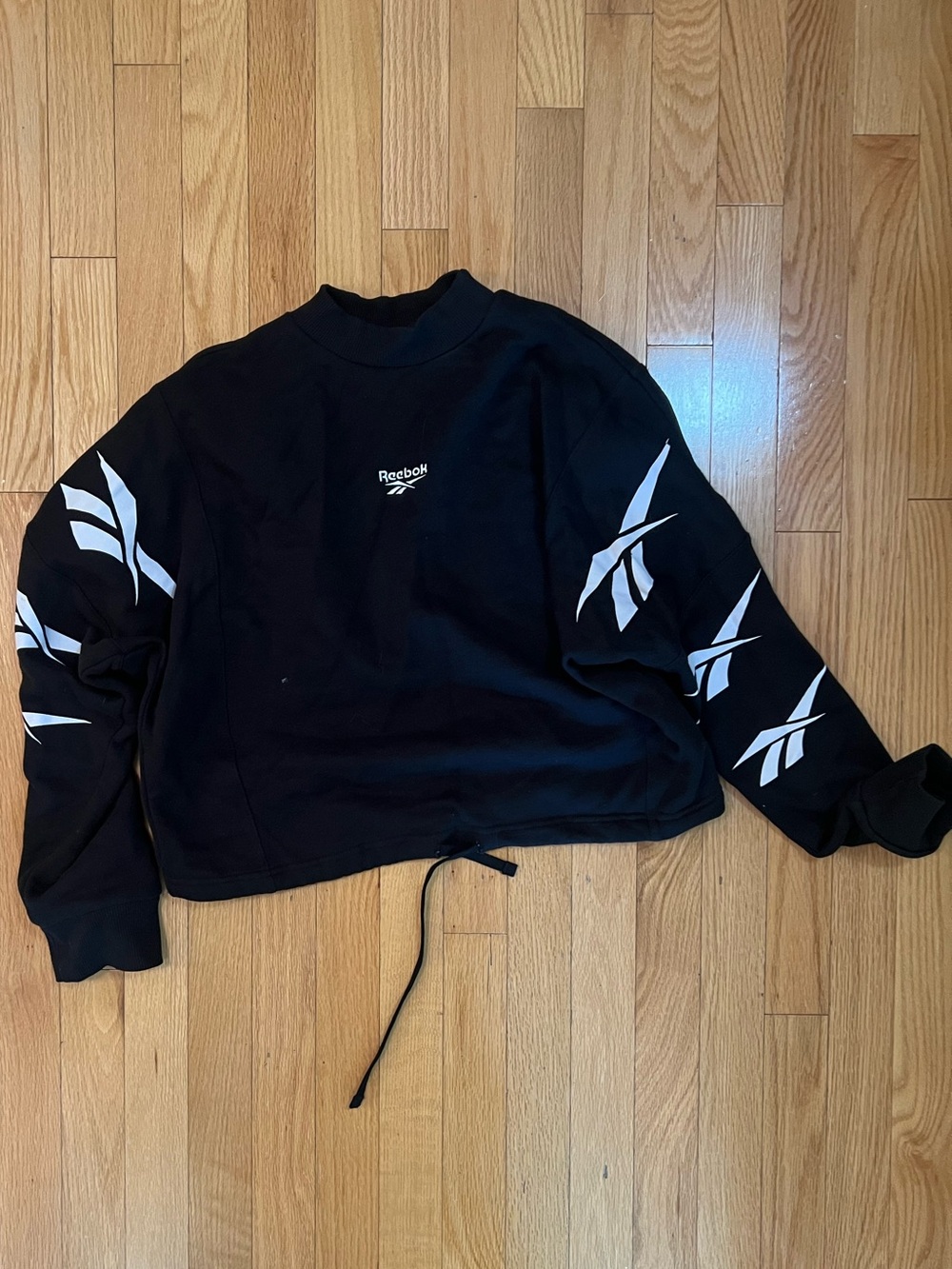 Reebok Women Black Logo Crewneck Sweatshirt